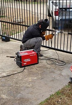 Driveway Gate Repair Near Fort Worth